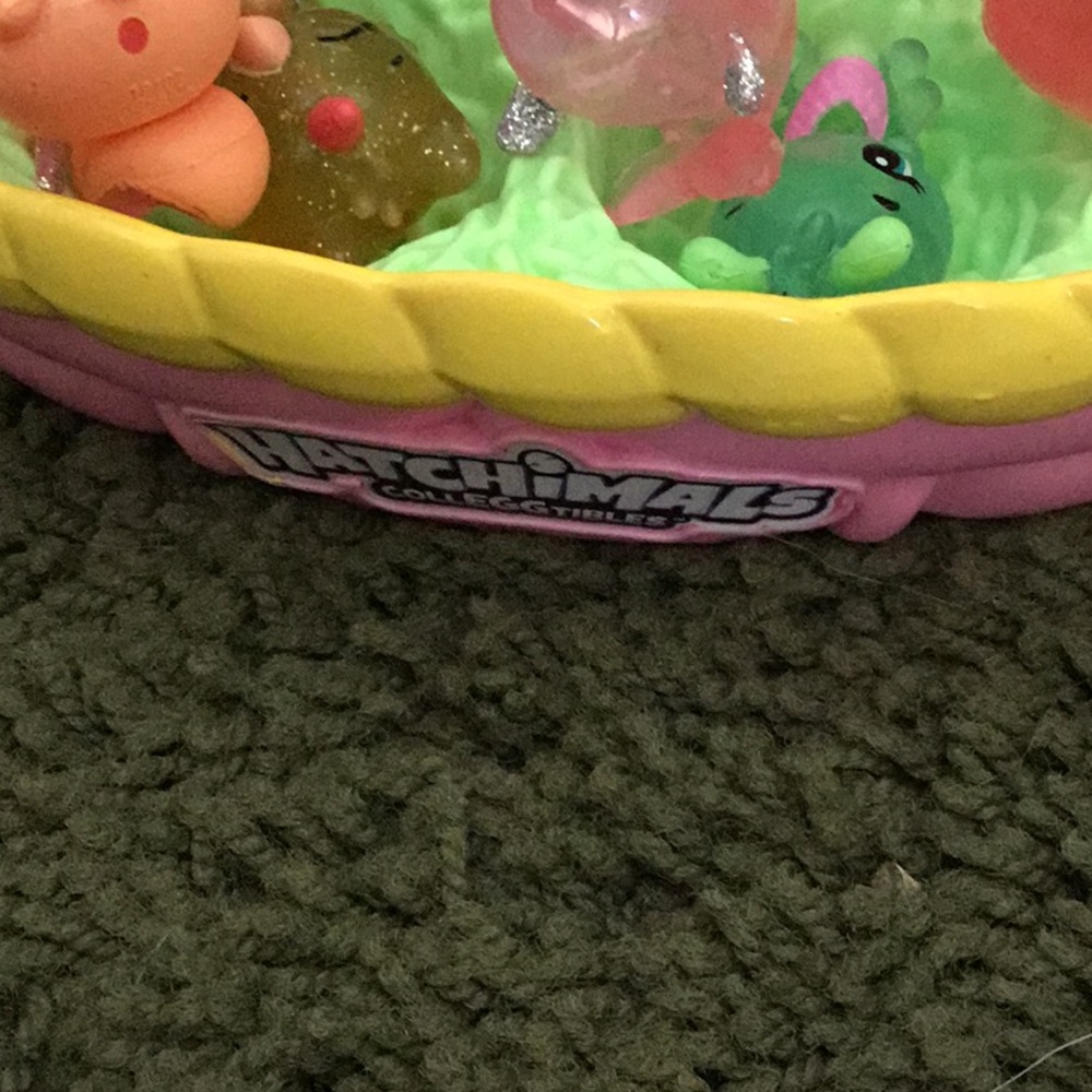 Hatchimals basket bundle - Picture 7 of 7